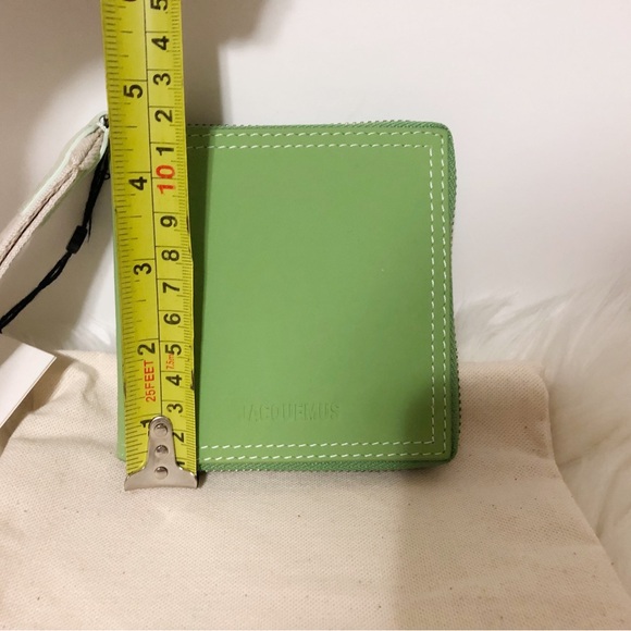 🌸New Authentic Jacquemus Green Leather Le Le Carre Rond Wallet - Picture 14 of 14